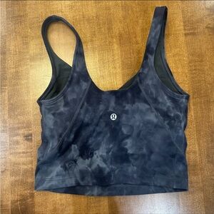 COPY - Lululemon cropped tank